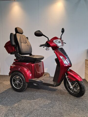 Scootmobiel Deluxe 3